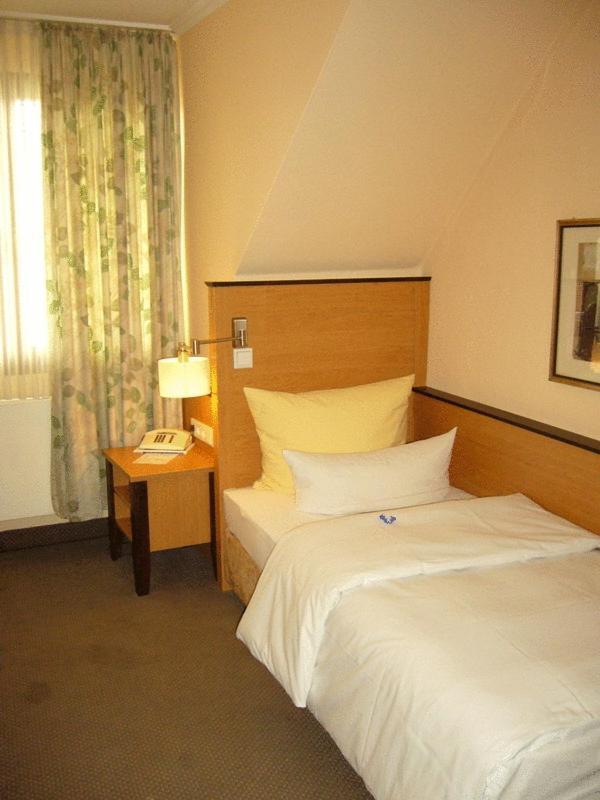 Hotel Gasthof Vogelsang Zellingen Dış mekan fotoğraf