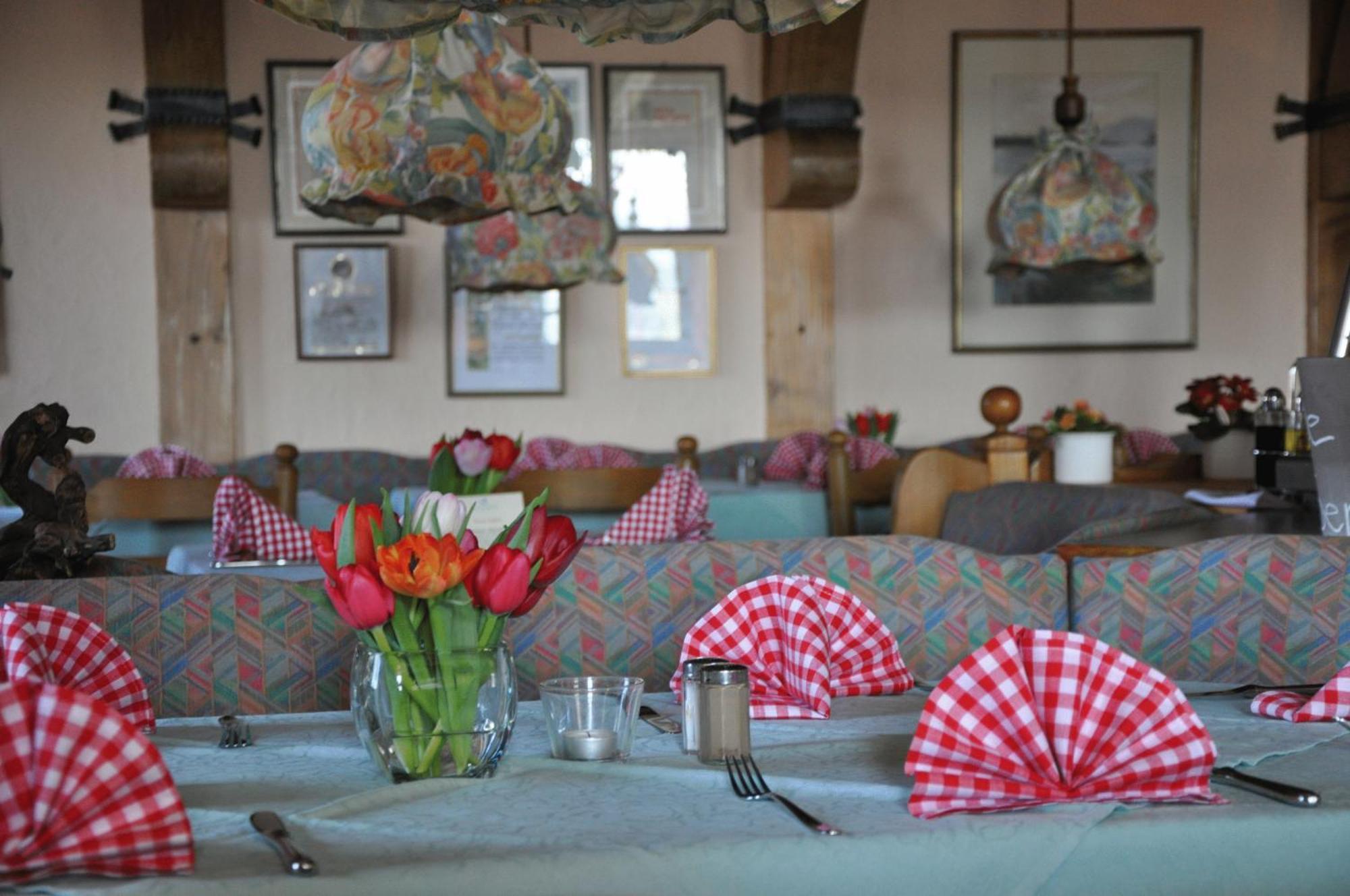 Hotel Gasthof Vogelsang Zellingen Dış mekan fotoğraf