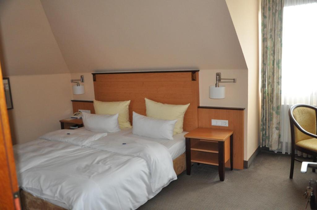 Hotel Gasthof Vogelsang Zellingen Dış mekan fotoğraf