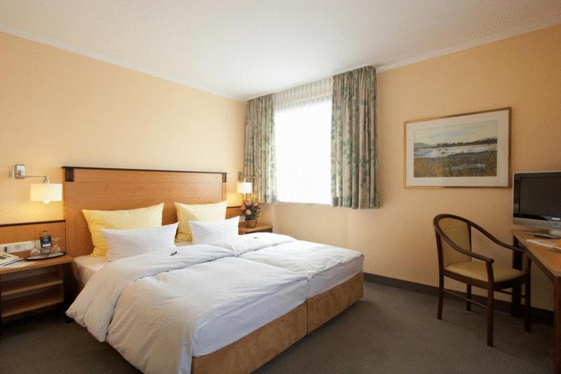 Hotel Gasthof Vogelsang Zellingen Oda fotoğraf